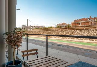 B&B HOTEL Toulon Centre Gare - Tolone - 5