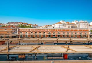 B&B HOTEL Toulon Centre Gare - Tolone - 4