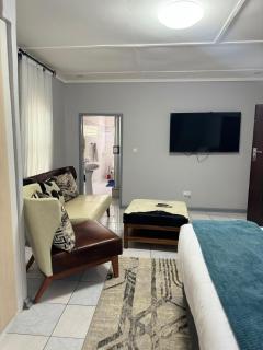 Little Kilwa Apartments - Lusaka - 5