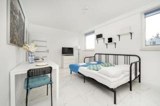 Jasne i Przytulne Studio Blisko Parku we Wrocławiu by Noclegi Renters - Wrocław - 7