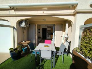 Au Coeur de Bandol T2 climatisé avec terrasse et garage - Bandol - 5
