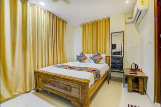 FabExpress Rithun Residency - Jayanagar Anjaneyaswamy Temple - 9