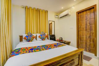 FabExpress Rithun Residency - Jayanagar Anjaneyaswamy Temple - Bangalore - 3