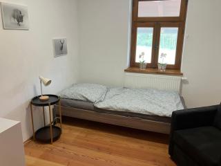 4 Schlafzimmer Apartment - - 1