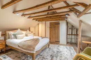 Cosy 5 Bed Cottage Retreat, Perfect for Families - 7