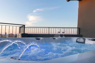 Anele Luxury Suites - Roof Top Jacuzzi - Chania - 7