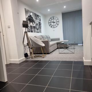 London Oasis Modern 2BR Apartment - Londra - 5