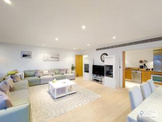 3 Bed Serviced Apartment in Battersea - River views - Londra - 8