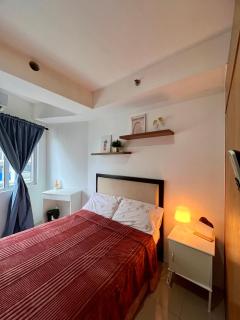 Relax and Unwind A Homey Escape Near MOA and NAIA - Manila - 0