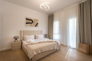 Elegant 4 Bedroom Apartment Boulevard Mivida Emaar - 3