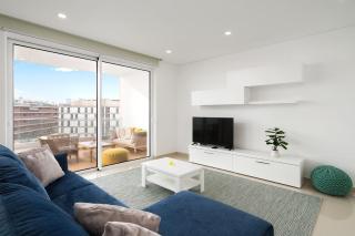Bright Modern Seaside Apartment - Lagos - 0