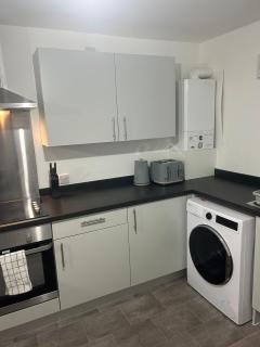 Five Bedroom House by Brookland Stays Serviced Accommodation Short Lets Sheffield with Free WiFi - - 9
