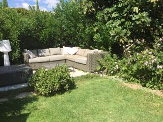 Mas en pierres 17 couchages avec piscine et jardin - 2