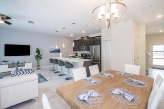 670RG TOWNHOUSE 4 BEDROOMS & 3 BATHROOMS + POOL - Kissimmee - 3