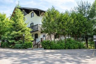 Renovated 1 bedroom with Views of Mont-Tremblant - 1