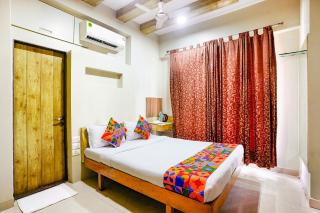 FabHotel Mumbai Corporate Apartments Bandra - Mumbai - 1