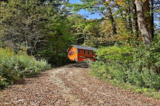 Experience the charm of Peak Hill Home, a cozy 3-BR retreat close to Ski Resort - Pittsfield - 9