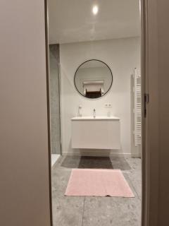 Cozy Room, Big City Adventures III - Gand - 5