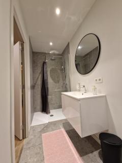 Cozy Room, Big City Adventures III - Gand - 4