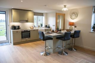 The Dog Kennels - Leyburn - 8