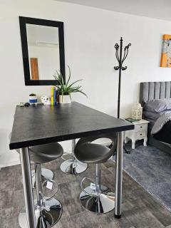 Badger Haven, Apartment 4 - Brackley - 3
