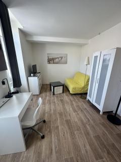 Coeur de ville - studio pour 2 personnes - 9