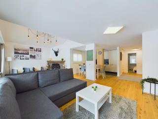 Mountain Majesty Apartment with Stunning Views - Täsch - 8