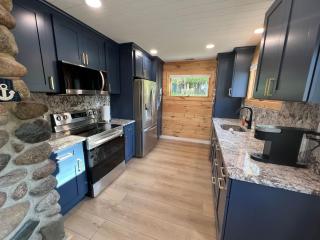 'Hillside' Cottage on the lake - Cedarville - 8