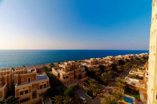 Charming Sea View 2BDR, Beach and Pool Access - Dubaï - 1