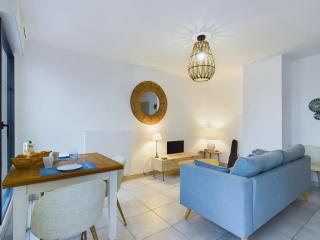 Appart pour 2 - 50 m de la plage du Val André - 1