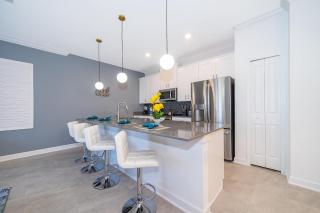 4435LT TOWNHOUSE 4 BEDROOMS & 3 BATHROOMS + POOL - Kissimmee - 1