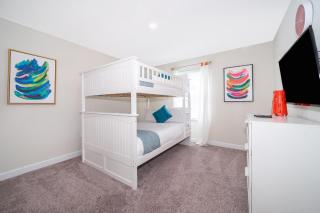8982SC TOWNHOUSE 4 BEDROOMS 3 BATHROOMS + PRIVATE POOL - 4