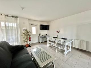 Charmant logement avec parking à 25 min de Lyon - - 9
