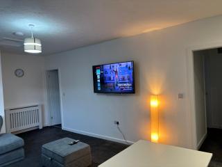 DEL's Apartment - Warrington - 7