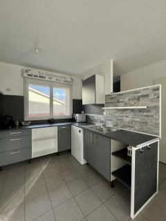 Charmant logement avec parking à 25 min de Lyon - - 1