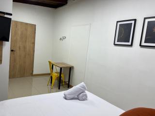 Espectacular y Espacioso Apartamento en Laureles - Medellín - 1