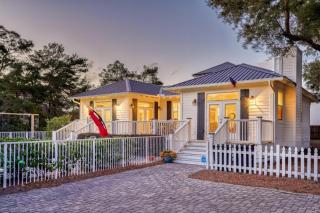 Destin Beach House - Southern Comfort by Panhandle Getaways - Destin - 8