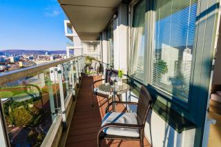 Sunny Apartment with amazing Terrace on the 13th floor near City Center - Bratislava - 6