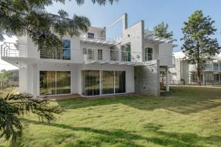 Royal County Villa by StayJadeJacuzziGarden - Attibele - 6