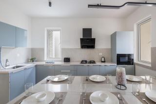 Golfers Arena by StayJadePool TablePS5Jacuzzi - 4