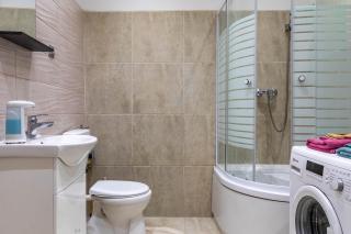 Varkert Green 16 - 4