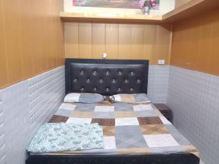 Keshav Dham home stay - Ayodhya - 8