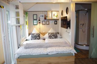 gemütliches Tiny House mit Kamin, Fahrradgarage und Terrasse - Steina - 9