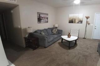 Bright Tucson Retreat - Modern, Cozy, Near U of A - Tucson - 2
