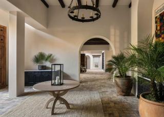 Exclusive Spanish Mediterranean Mansion - 3