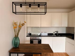 Modern 1 Bed Flat in Central London 7 Mins Walk to Elephant and Castle Tube Station - Londra - 7