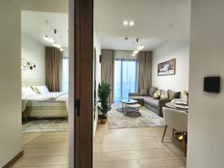 Luxurious Comfort in JVC - 2