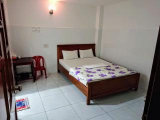 Khách Sạn Phong Lan Nha Trang - Nha Trang - 1