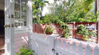 Gumbo Limbo Cottage - Key West - 1