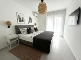Divina V 150 meters from the beach - 6